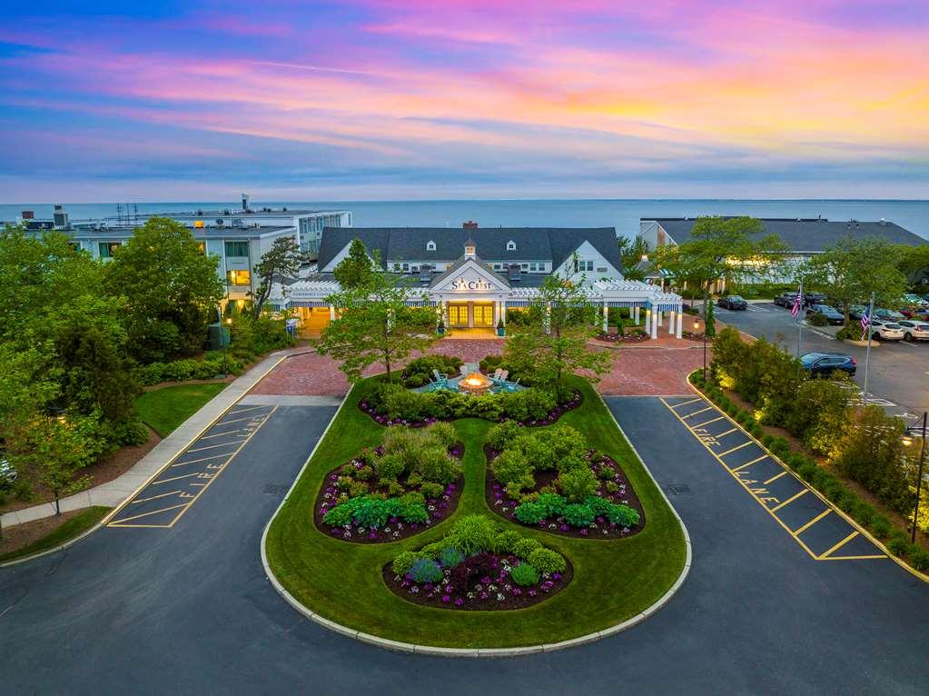 Sea Crest Beach Resort Falmouth Exterior photo