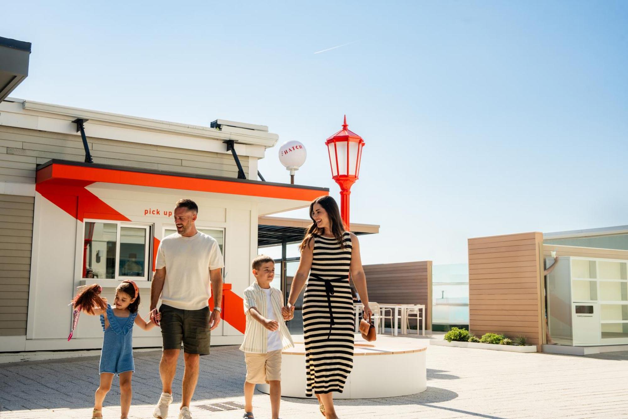 Sea Crest Beach Resort Falmouth Exterior photo
